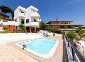 GEA. Casa con piscina privada